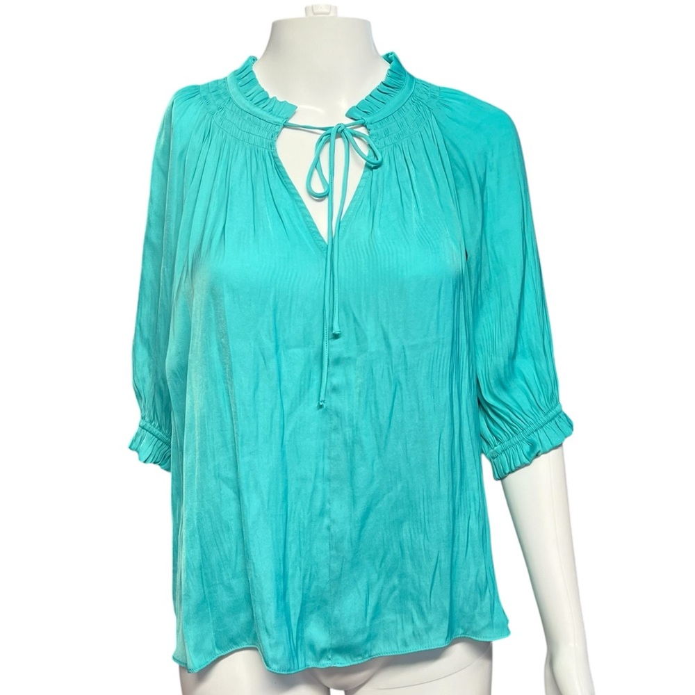 Current Air NWT - Women’s Oversized Angelic Pleated Lightweight Blouse Sz. XS/MD